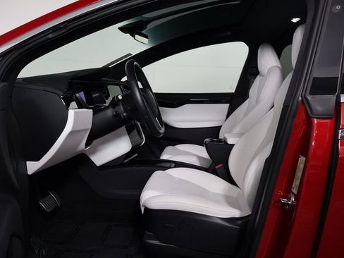 Used 2020 Tesla Model X Long Range image 10