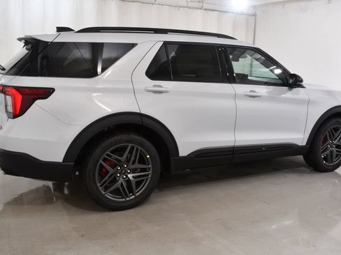 New 2026 Ford Explorer ST w/ Sun And Sound Package AWD/4WD image 11