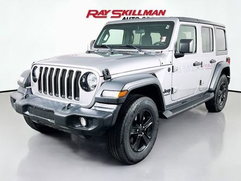 Used 2021 Jeep Wrangler Unlimited Sport AWD/4WD image 3