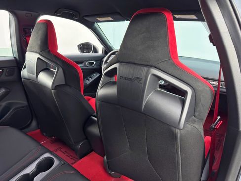 Used 2025 Honda Civic Type R image 38