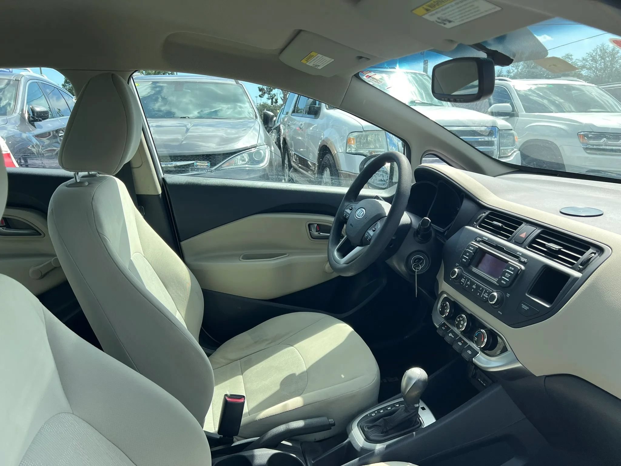 Used 2013 Kia Rio LX FWD image 17