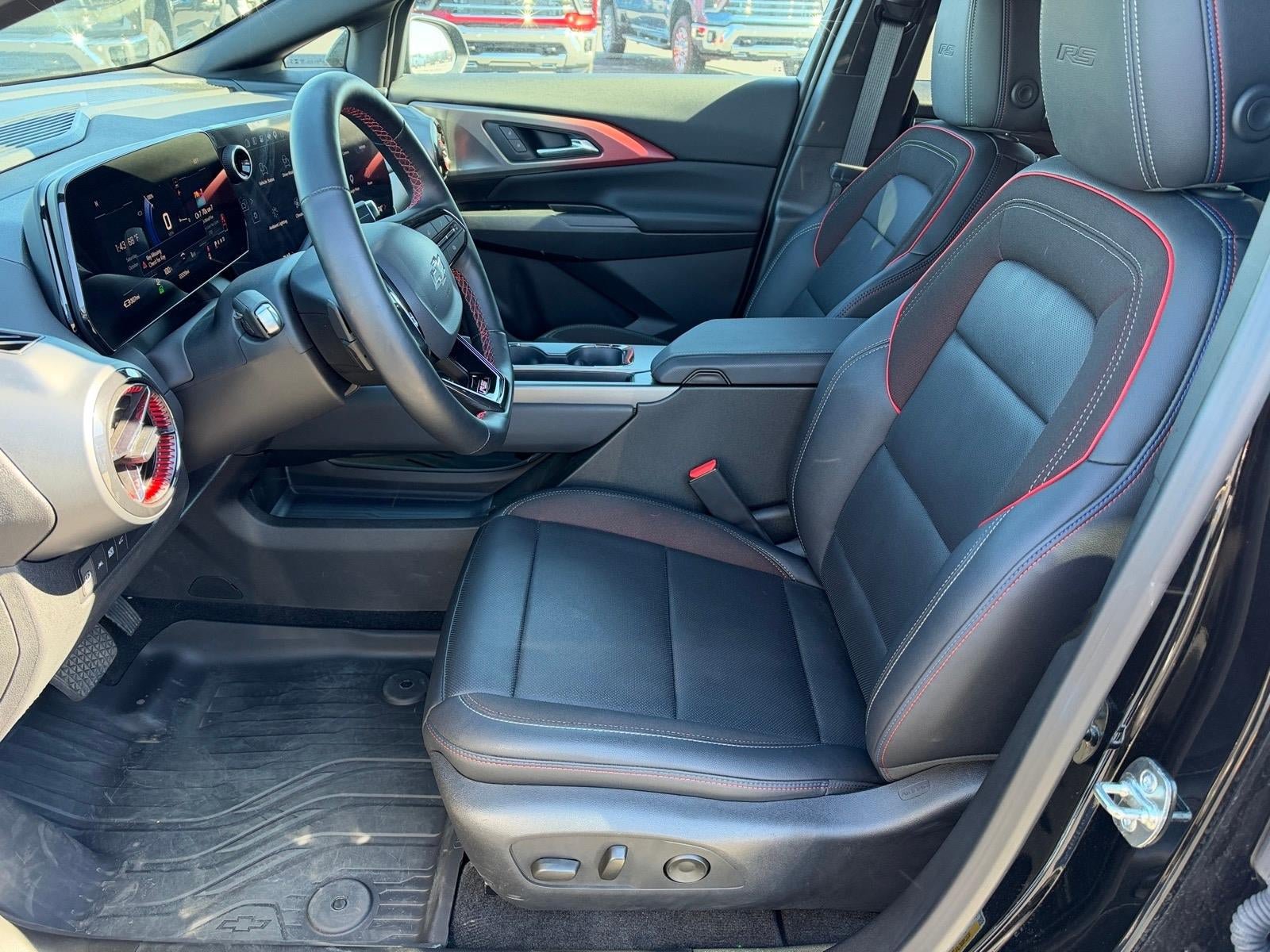 Used 2025 Chevrolet Equinox EV RS w/ Convenience Package II AWD/4WD image 5