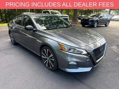 Used 2022 Nissan Altima 2.5 SR