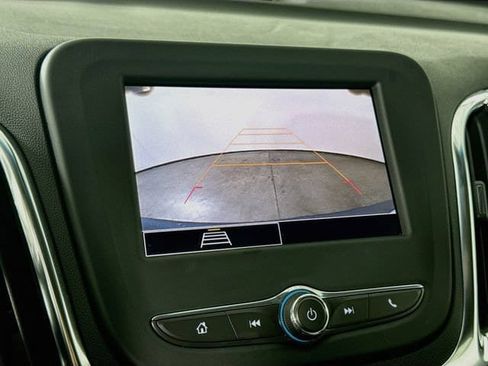 Used 2024 Chevrolet Equinox LT AWD/4WD image 13