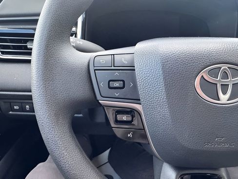 Used 2026 Toyota Camry LE FWD image 14