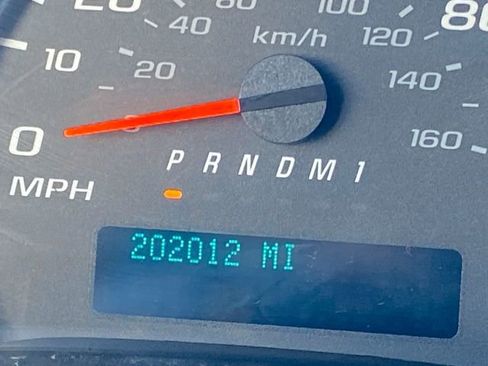 Used 2015 GMC Savana 3500 Extended image 24