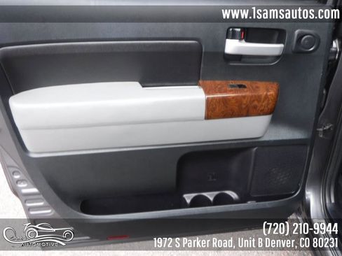 Used 2012 Toyota Tundra Limited w/ Platinum Pkg image 40