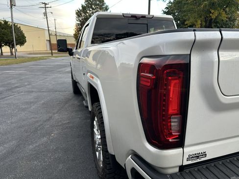 Used 2020 GMC Sierra 3500 Denali w/ Denali Ultimate Package image 5