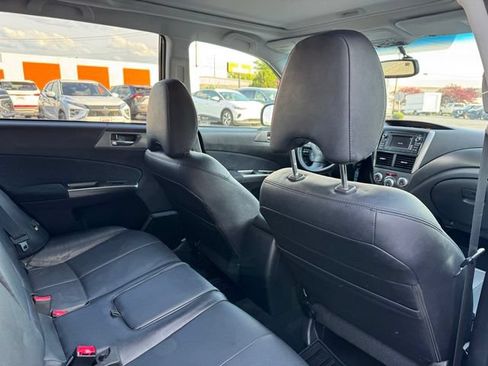 Used 2011 Subaru Forester 2.5X Limited AWD/4WD image 28