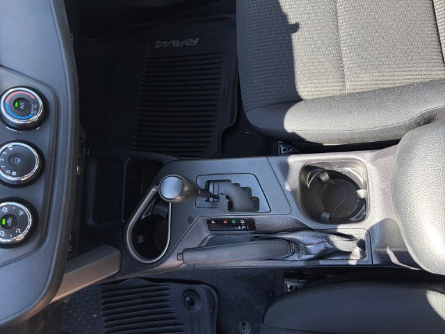 Used 2017 Toyota RAV4 LE w/ All Weather Liner Package AWD/4WD image 24