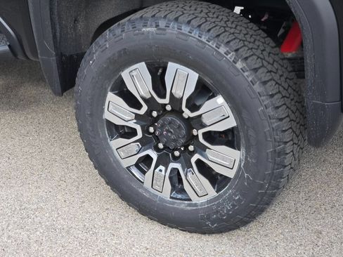 New 2026 GMC Sierra 2500 Denali w/ Denali Reserve Package AWD/4WD image 17