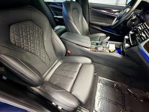 Used 2023 BMW 540i w/ M Sport Package RWD image 15