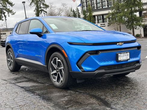 New 2026 Chevrolet Equinox EV LT image 7