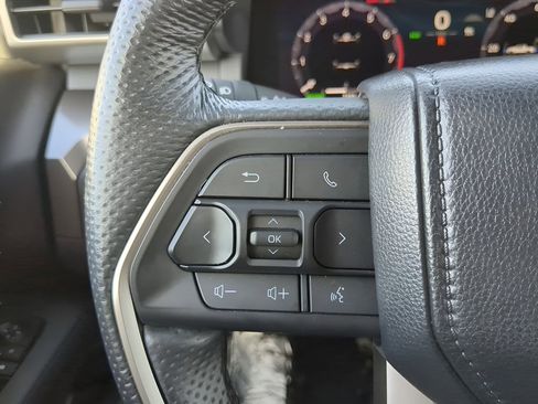 Used 2024 Toyota Tacoma TRD Sport w/ TRD Sport Upgrade Package image 30