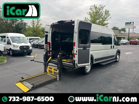 Used 2016 RAM ProMaster 2500 w/ Premium Appearance Group FWD image 1