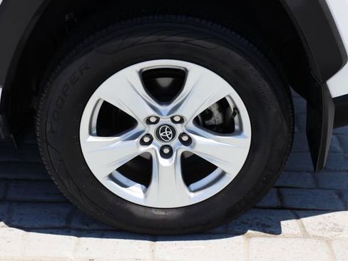 Used 2019 Toyota RAV4 XLE w/ All Weather Liner Package AWD/4WD image 44