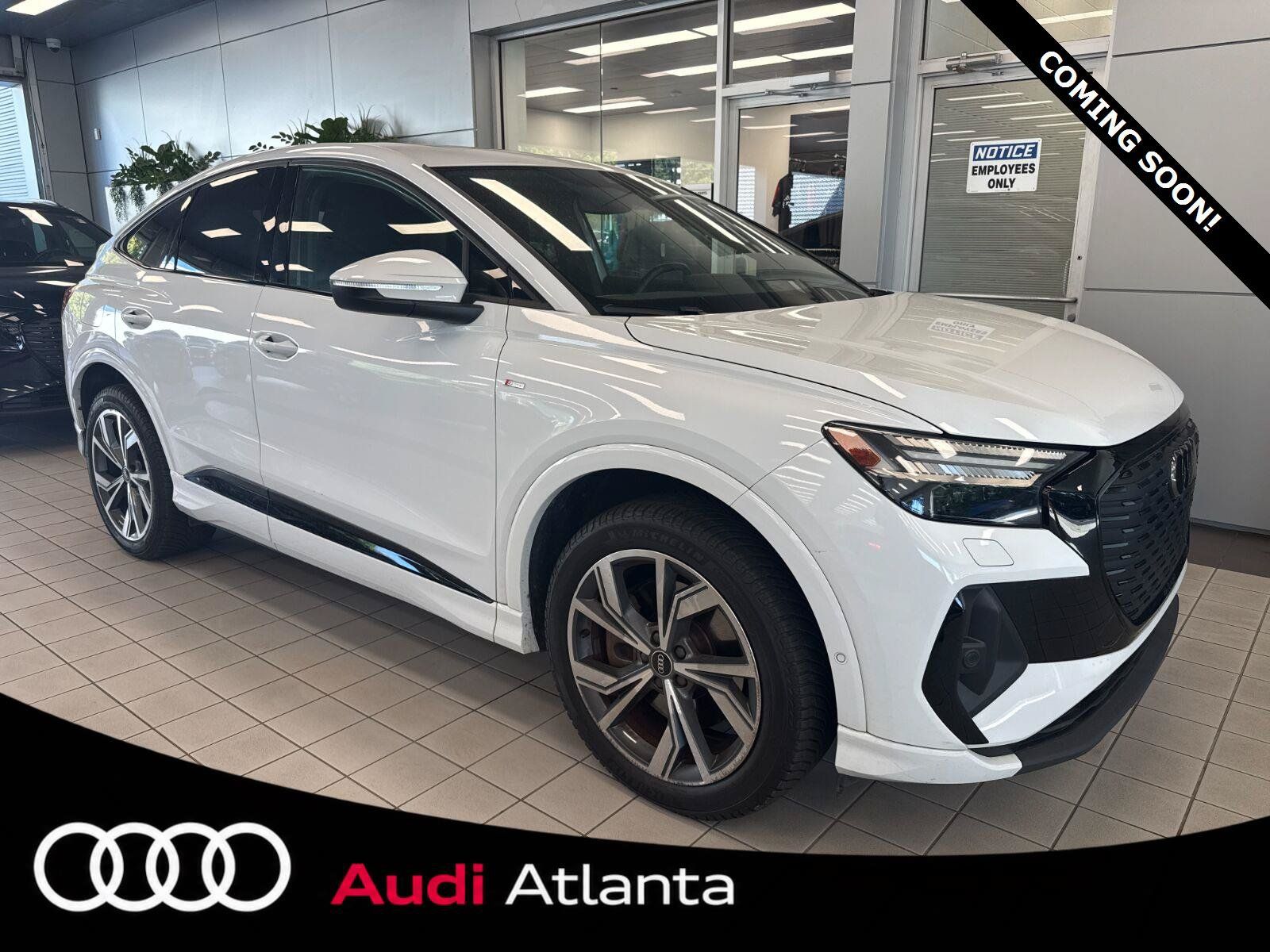 Used 2023 Audi Q4 e-tron Prestige AWD/4WD image 1