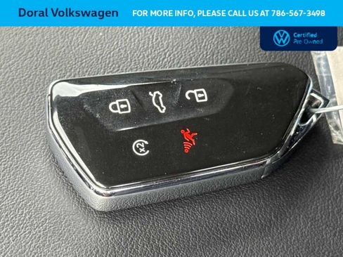 Certified 2024 Volkswagen Atlas Cross Sport SE w/ Black Wheel Package FWD image 28