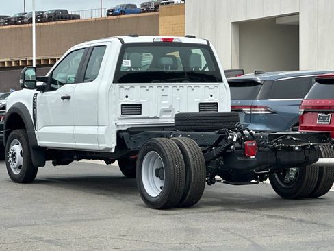 New 2026 Ford F550 4x4 Supercab Super Duty image 5