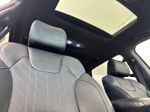 Used 2024 Kia Telluride SX X-Line AWD/4WD image 17