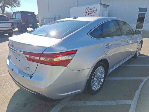 Used 2014 Toyota Avalon Limited image 6