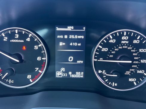 Used 2024 Subaru Impreza 2.0i Sport AWD/4WD image 18