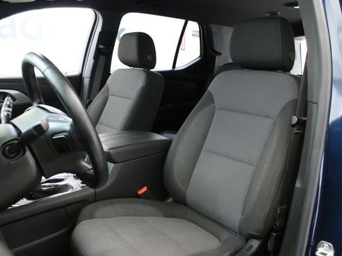 Used 2023 Chevrolet Traverse LT w/ LPO, Floor Liner Package image 25