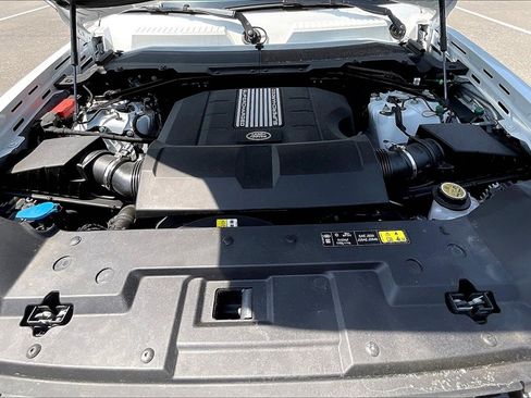 Used 2025 Land Rover Defender 110 V8 image 28