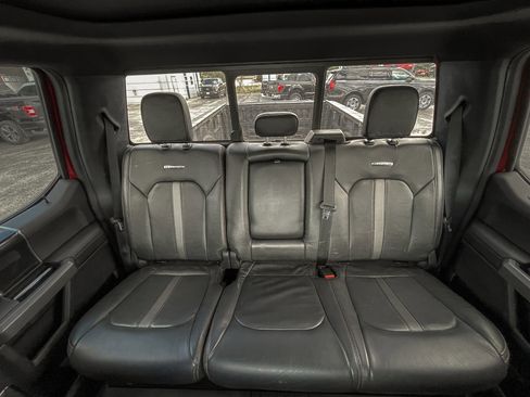 Used 2022 Ford F350 Platinum w/ FX4 Off-Road Package AWD/4WD image 13