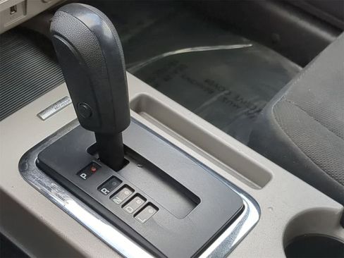 Used 2009 Ford Escape XLT image 27