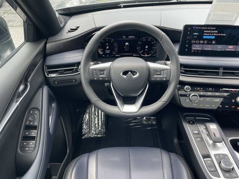 Certified 2026 INFINITI QX60 Sport w/ Dark Cargo Package AWD/4WD image 11
