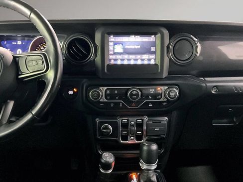 Used 2022 Jeep Wrangler Unlimited Sport AWD/4WD image 10