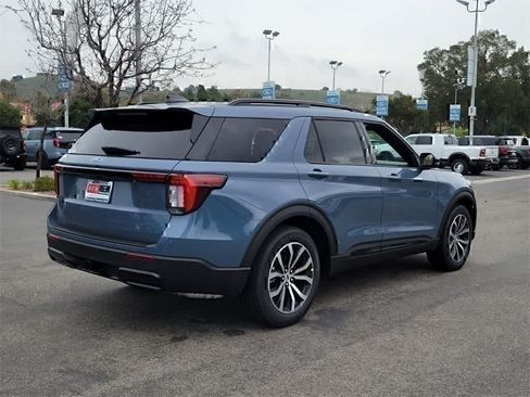 Used 2026 Ford Explorer ST-Line RWD image 5