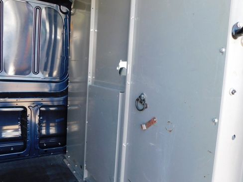 Used 2019 Ford Transit 250 148 Medium Roof image 28