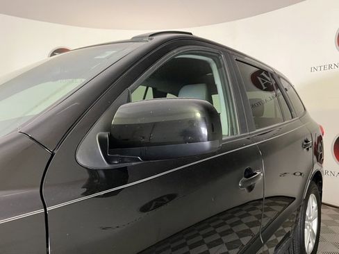 Used 2012 Hyundai Santa Fe SE image 9