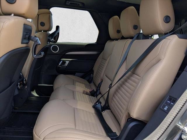 New 2026 Land Rover Discovery Limited Edition AWD/4WD image 16
