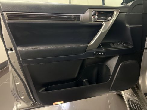 Used 2023 Lexus GX 460 Premium image 31