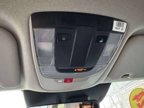 Certified 2024 Kia Niro EX w/ EX Cold Weather Package FWD image 30