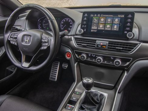 Used 2019 Honda Accord Sport image 23