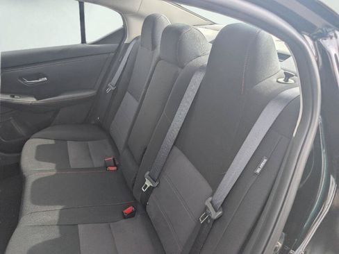 Certified 2025 Nissan Sentra SR FWD image 13