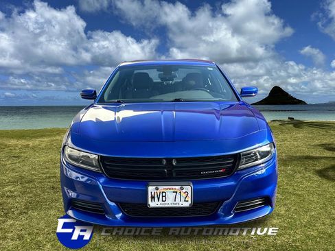 Used 2022 Dodge Charger SXT image 11