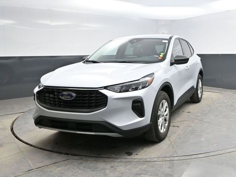 Used 2025 Ford Escape Active AWD/4WD image 5