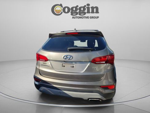 Used 2018 Hyundai Santa Fe Sport FWD image 5
