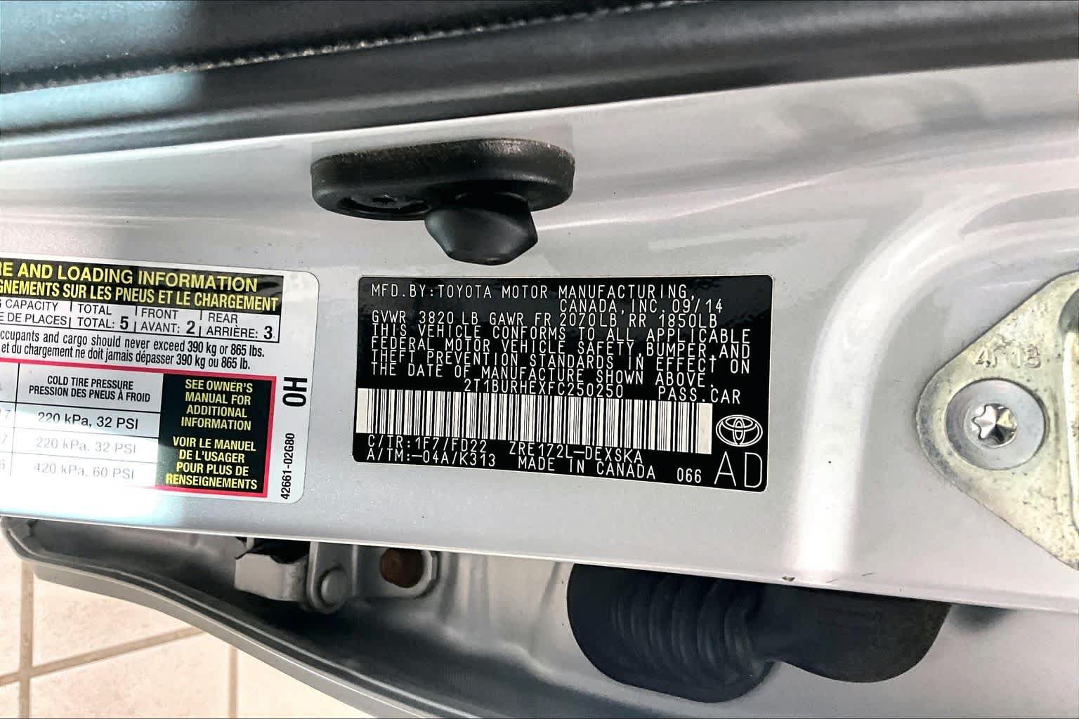 Used 2015 Toyota Corolla S FWD image 32