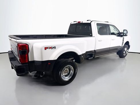 Used 2024 Ford F350 King Ranch AWD/4WD image 7