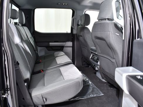 New 2026 Ford F350 XLT w/ FX4 Off-Road Package image 19