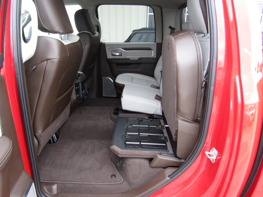 Used 2026 RAM 2500 Laramie AWD/4WD image 38