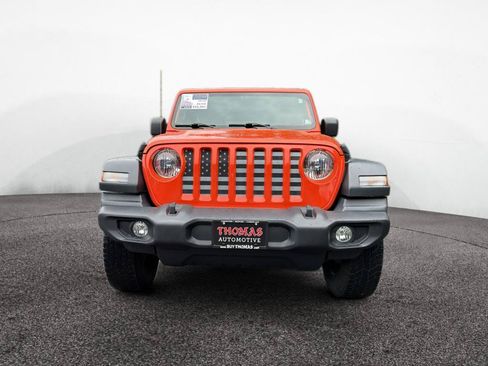 Used 2019 Jeep Wrangler Unlimited Sport AWD/4WD image 2
