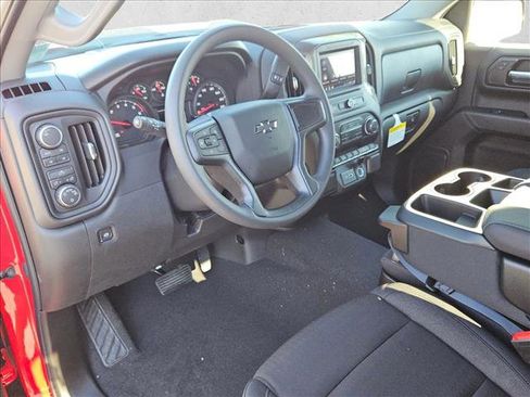 New 2026 Chevrolet Silverado 1500 Custom Trail Boss w/ LPO, Dark Essentials Package image 3