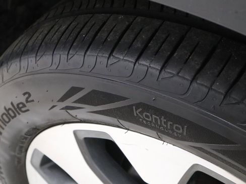 Used 2020 Kia Telluride S w/ S 8 Passenger Seating Package image 20